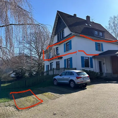 Schoene Aussicht 아파트 *